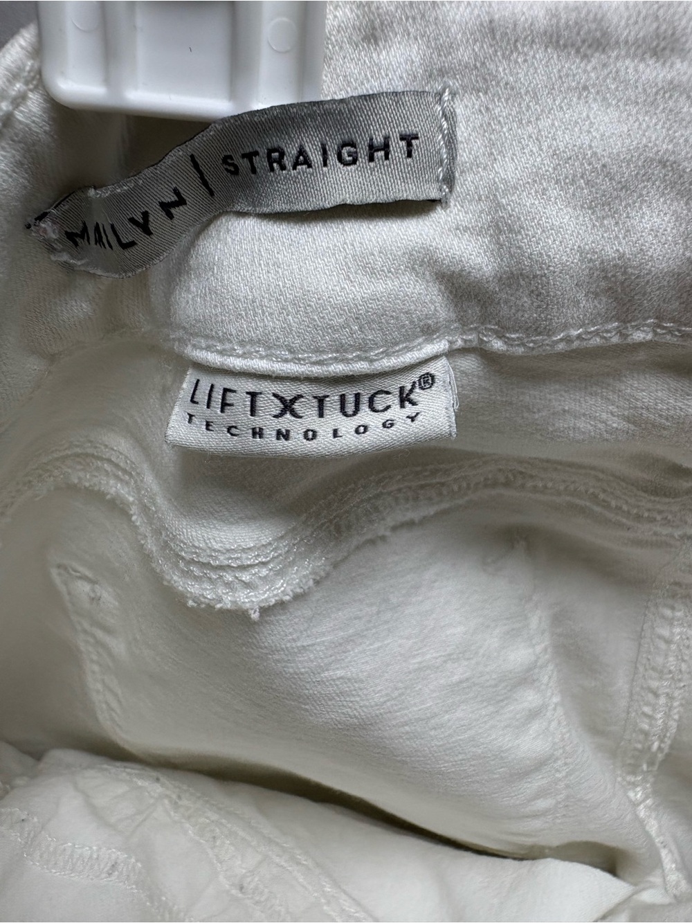 Jeans Subcategory Classification - Picture 5 of 9